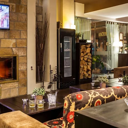 佩伦洛奇酒店 4*